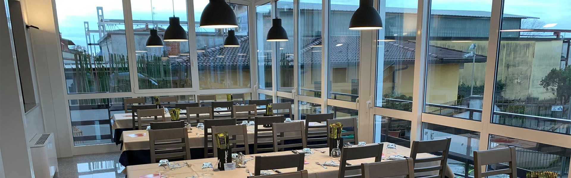 turista-italia-ristorante-ponte-cherio-header